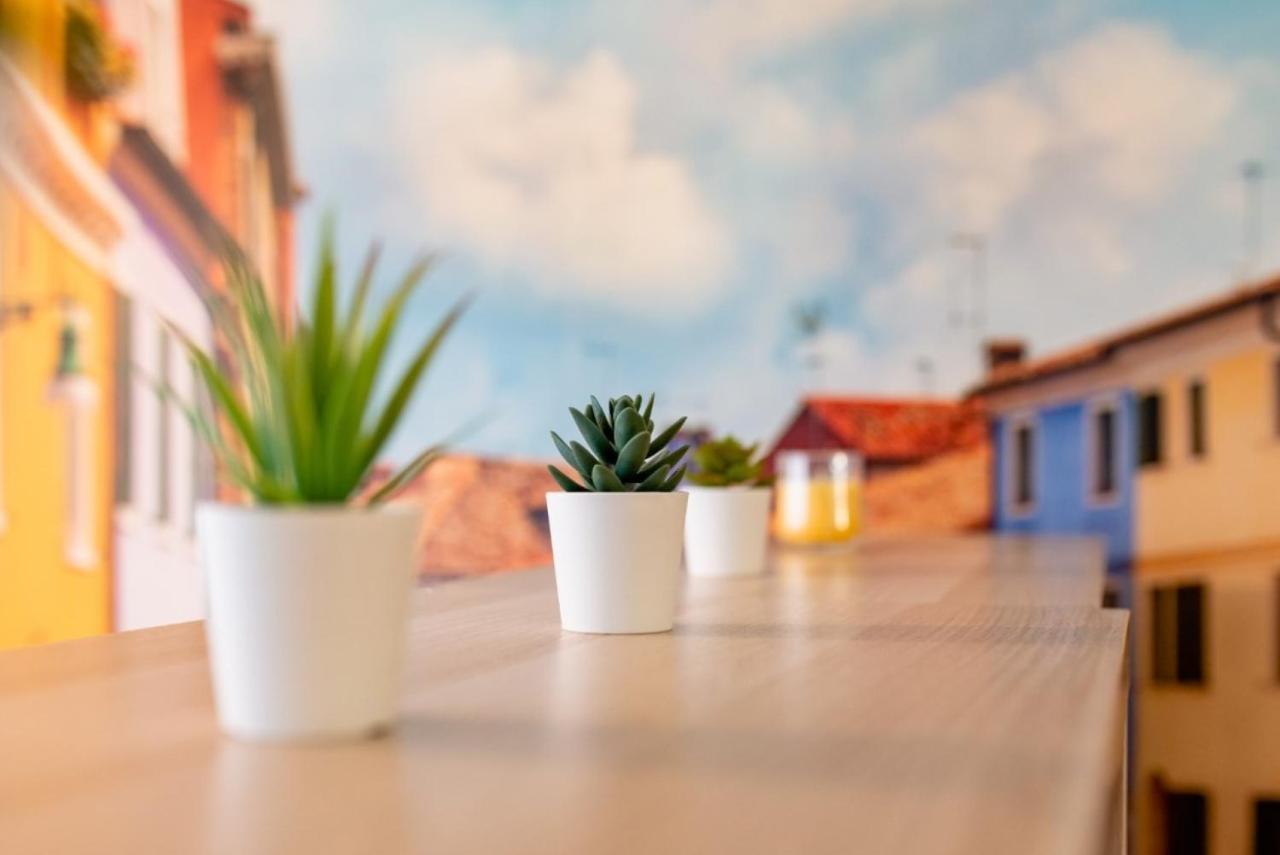 Color & Cosy Dardilly Apartment Ngoại thất bức ảnh
